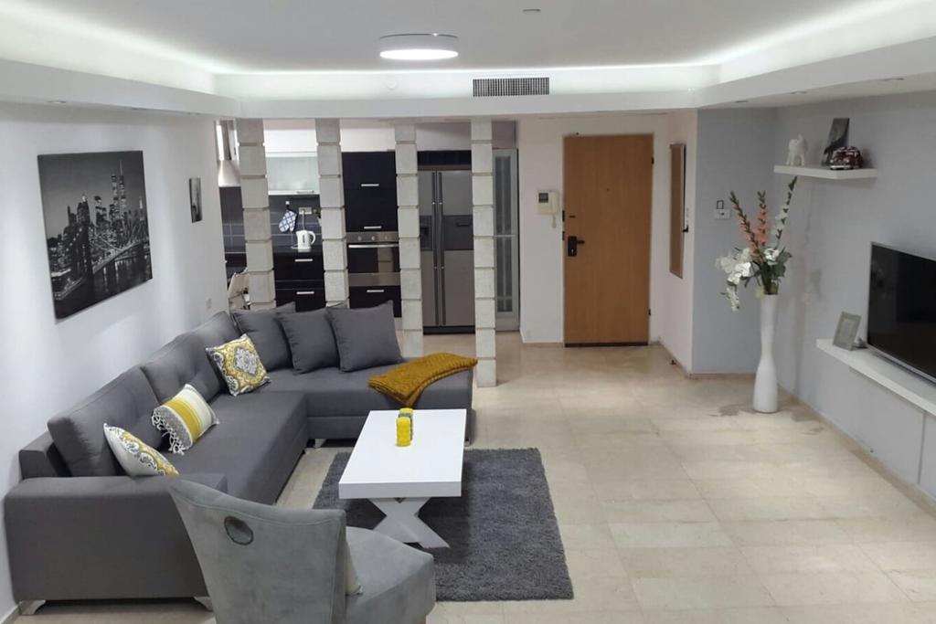 Sweethome26 Eilat Apt With Jaccuzzi / Free Parking ภายนอก รูปภาพ